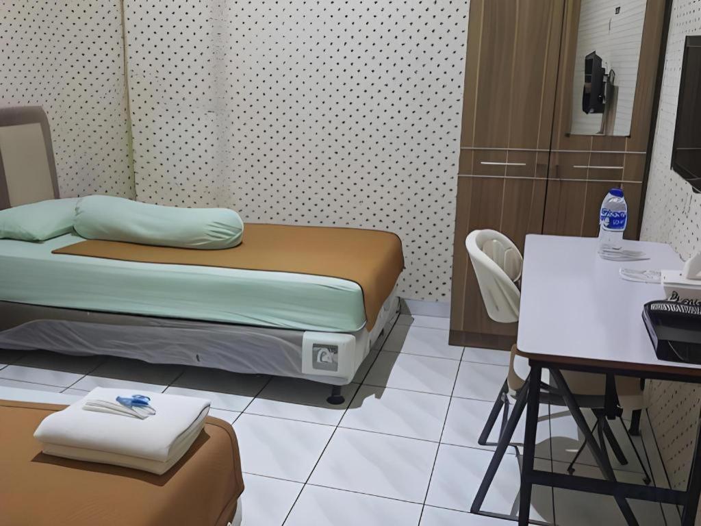 Nasional Hotel Gunungsitoli Luaran gambar
